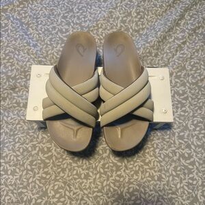 Olukai Hila criss cross strap slides